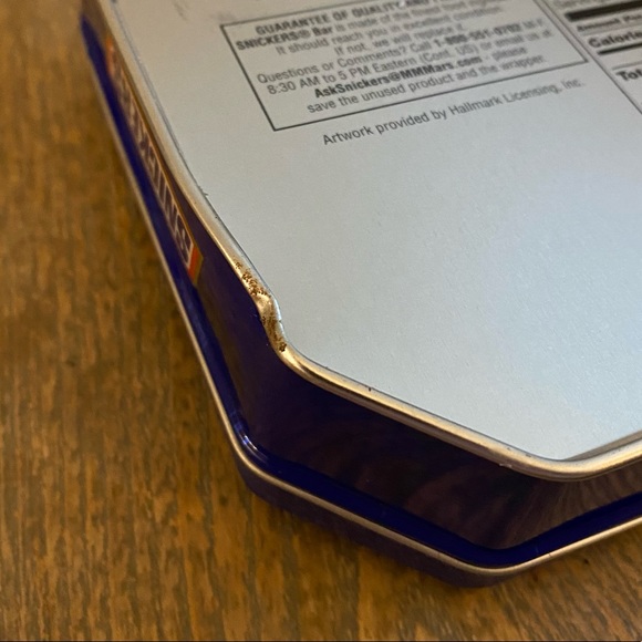 Snickers Norman Rockwell Tin - Picture 7 of 7